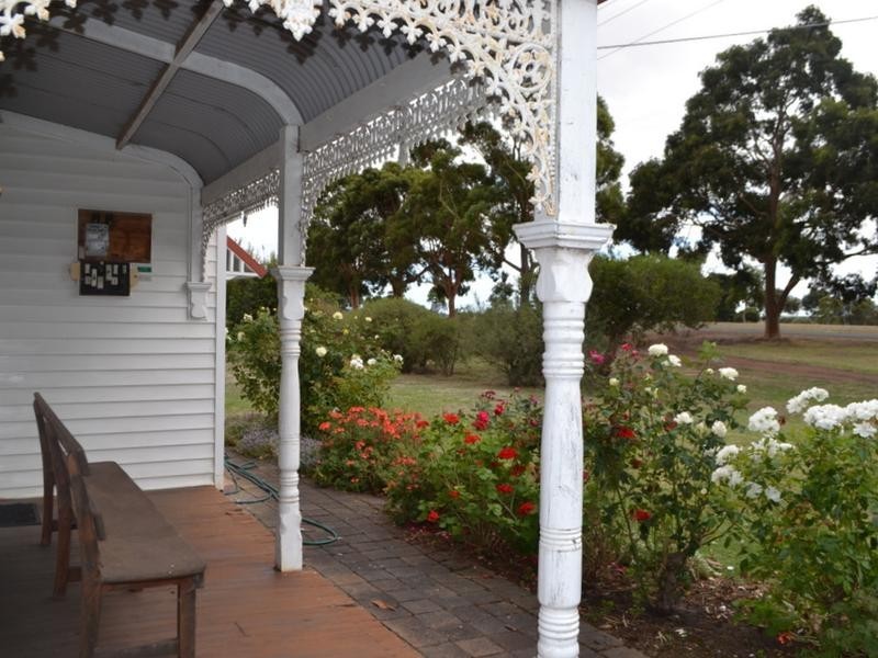 79 High Street, Macarthur VIC 3286