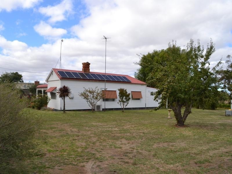 79 High Street, Macarthur VIC 3286
