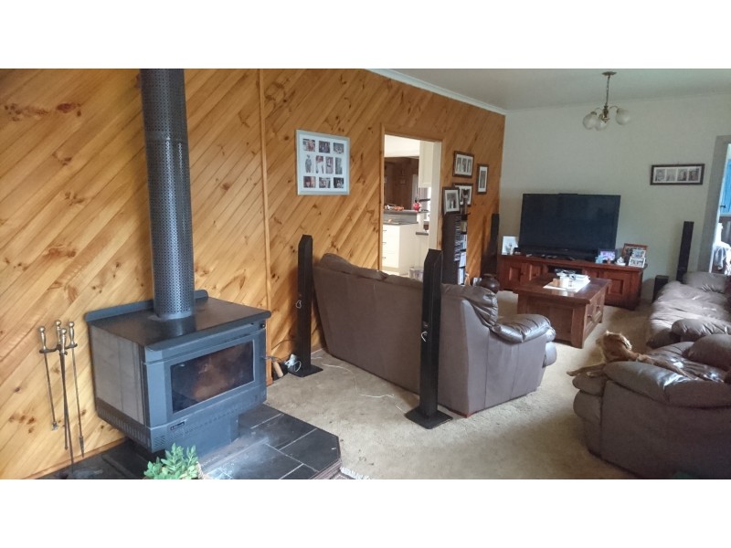 2 Guys Road, Cooriemungle VIC 3268