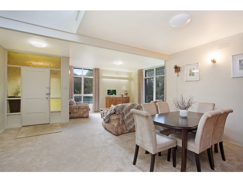 23 Shenfield Street, Cobden VIC 3266