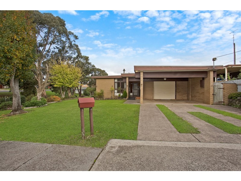 23 Shenfield Street, Cobden VIC 3266