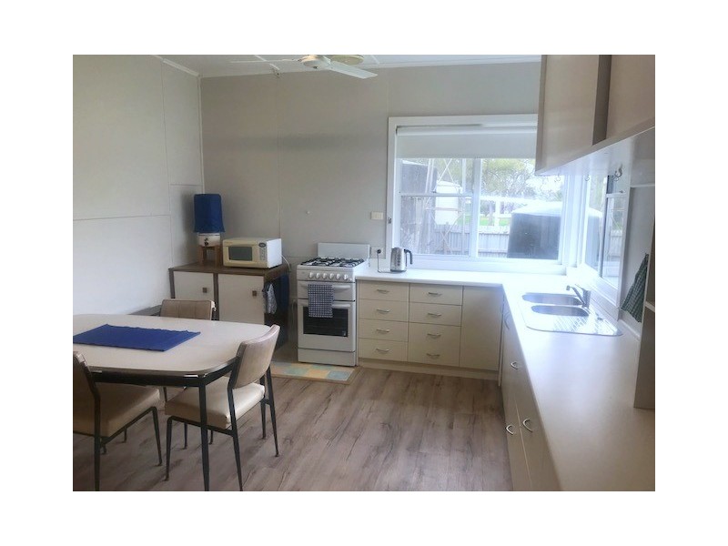 8 Recreation Street, Woorndoo VIC 3272