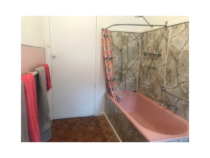 8 Recreation Street, Woorndoo VIC 3272