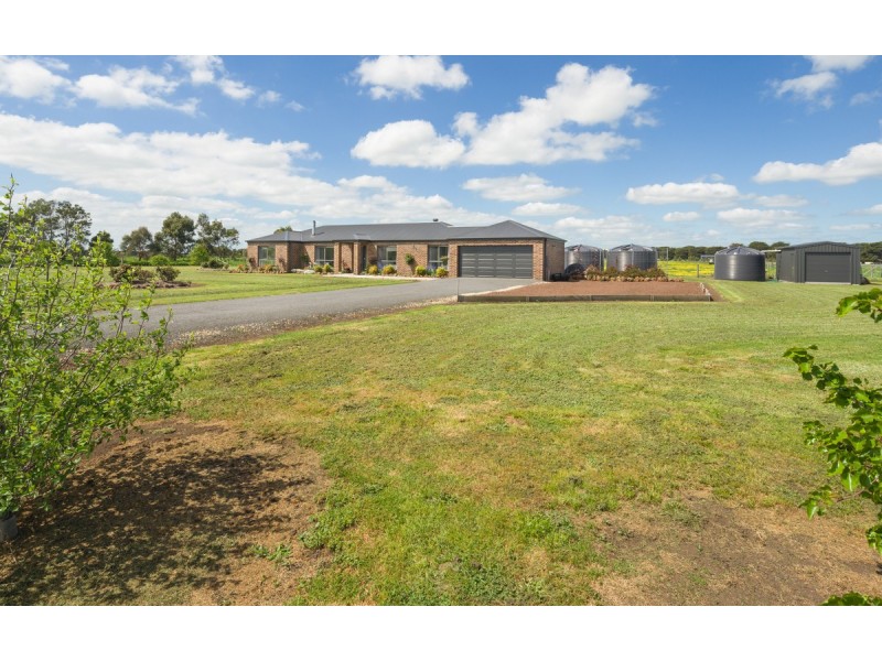 140 Boundary Road, Mortlake VIC 3272
