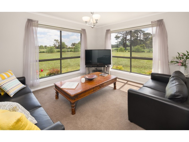 140 Boundary Road, Mortlake VIC 3272