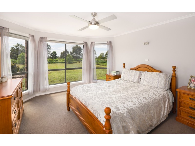 140 Boundary Road, Mortlake VIC 3272