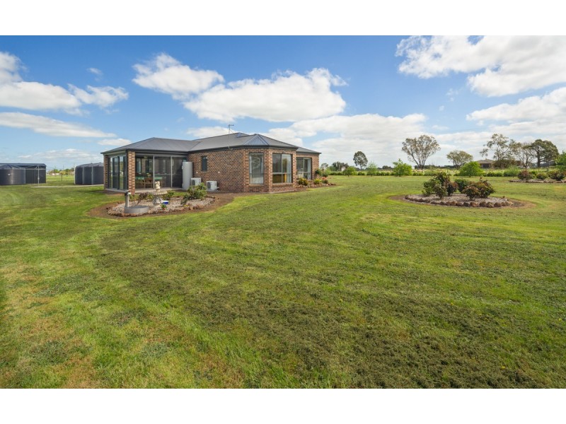 140 Boundary Road, Mortlake VIC 3272