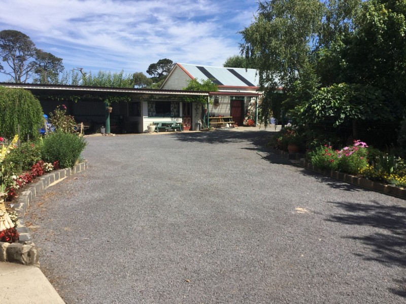 105 Camperdown Lismore Road, Camperdown VIC 3260