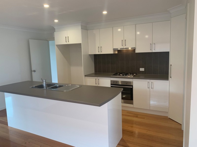 2 McGinness Way, Warrnambool VIC 3280