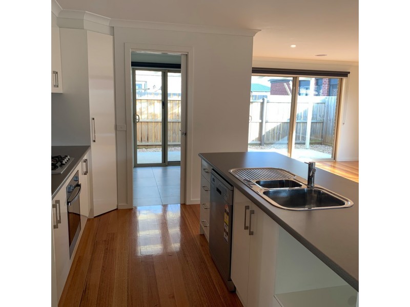 2 McGinness Way, Warrnambool VIC 3280