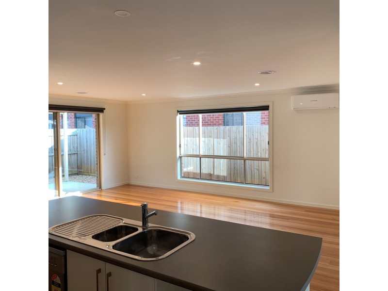 2 McGinness Way, Warrnambool VIC 3280