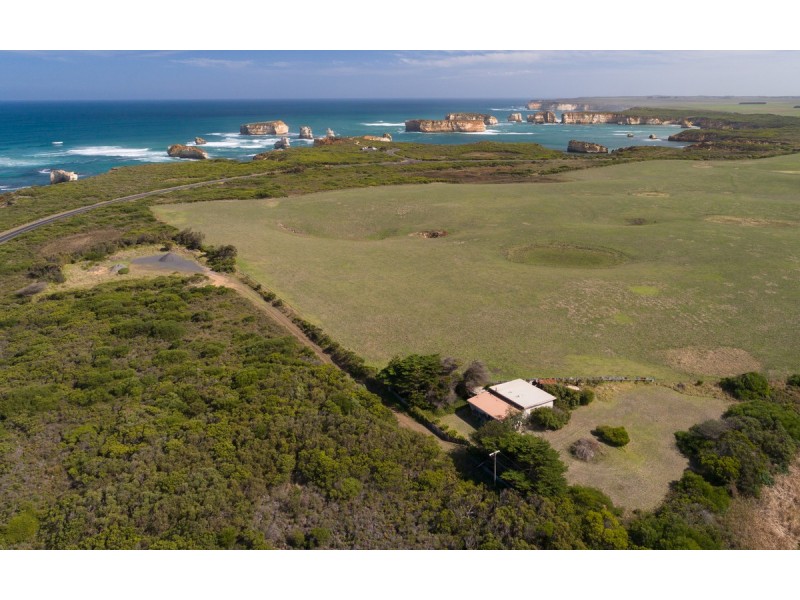 1810 Great Ocean Road, Peterborough VIC 3270