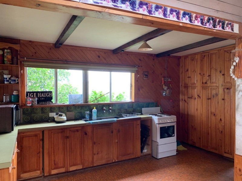 1810 Great Ocean Road, Peterborough VIC 3270