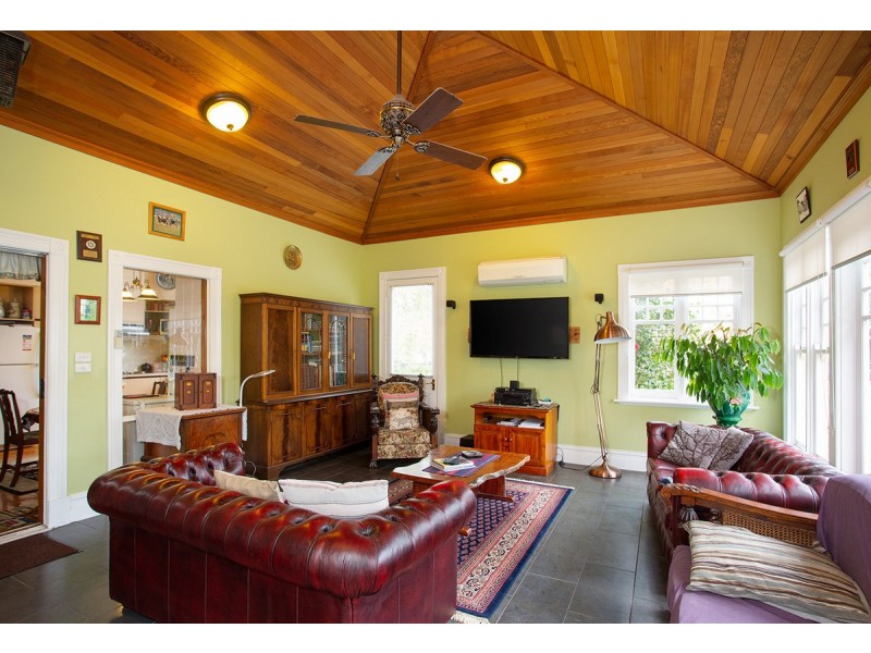 105 Camperdown Lismore Road, Camperdown VIC 3260