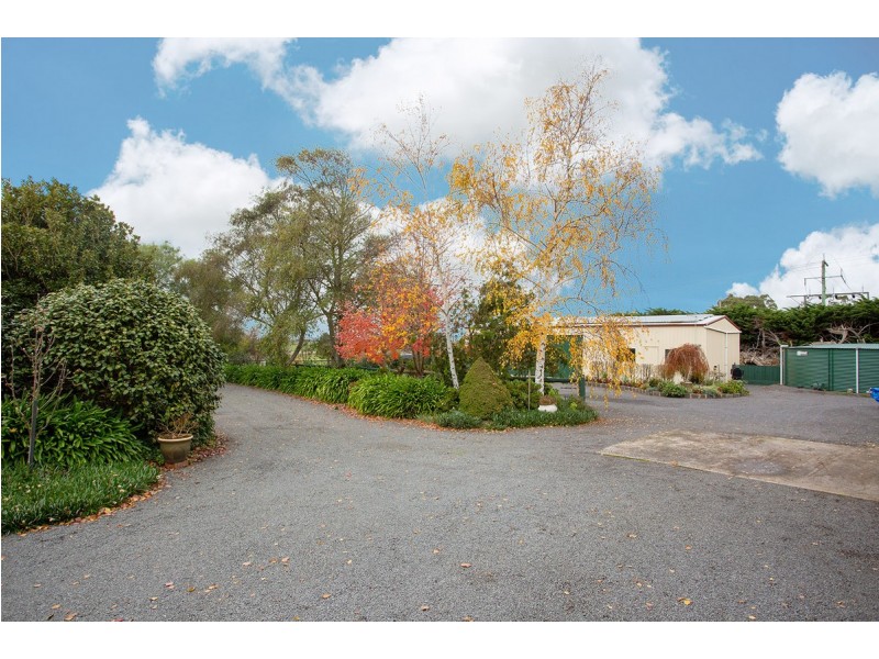 105 Camperdown Lismore Road, Camperdown VIC 3260