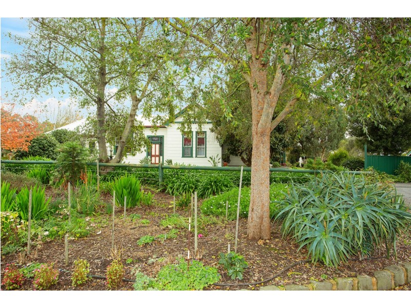 105 Camperdown Lismore Road, Camperdown VIC 3260