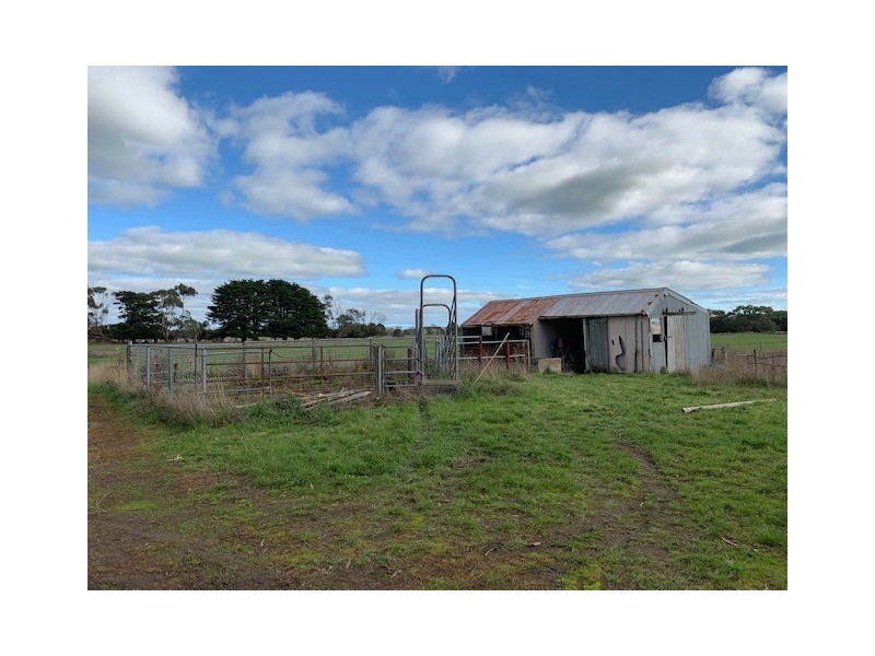 240 Lilleys Lane, Ecklin South VIC 3265