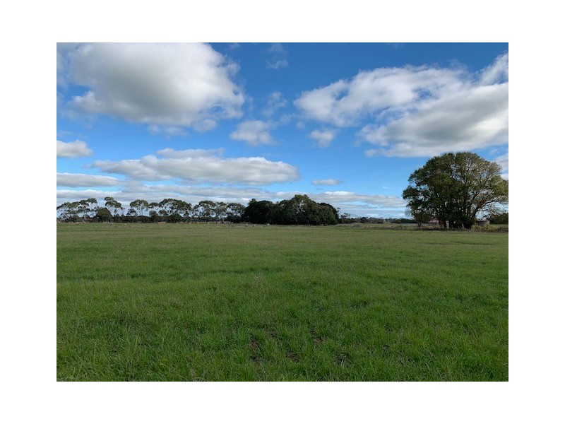 240 Lilleys Lane, Ecklin South VIC 3265