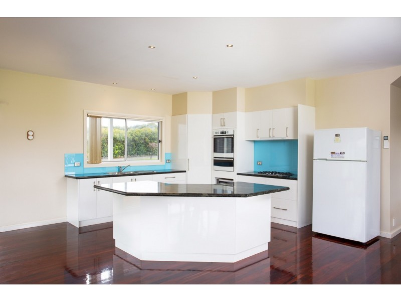 17 Fitzgibbons Lane, Illowa VIC 3282