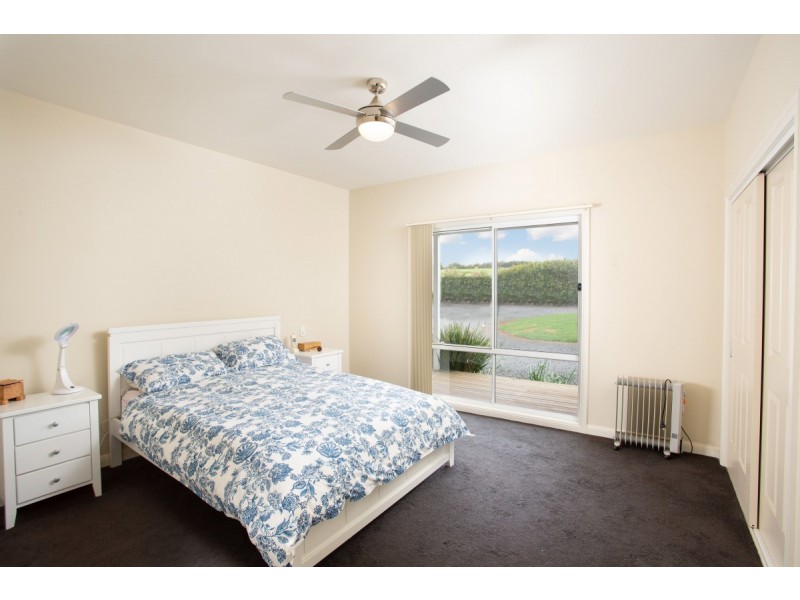 17 Fitzgibbons Lane, Illowa VIC 3282