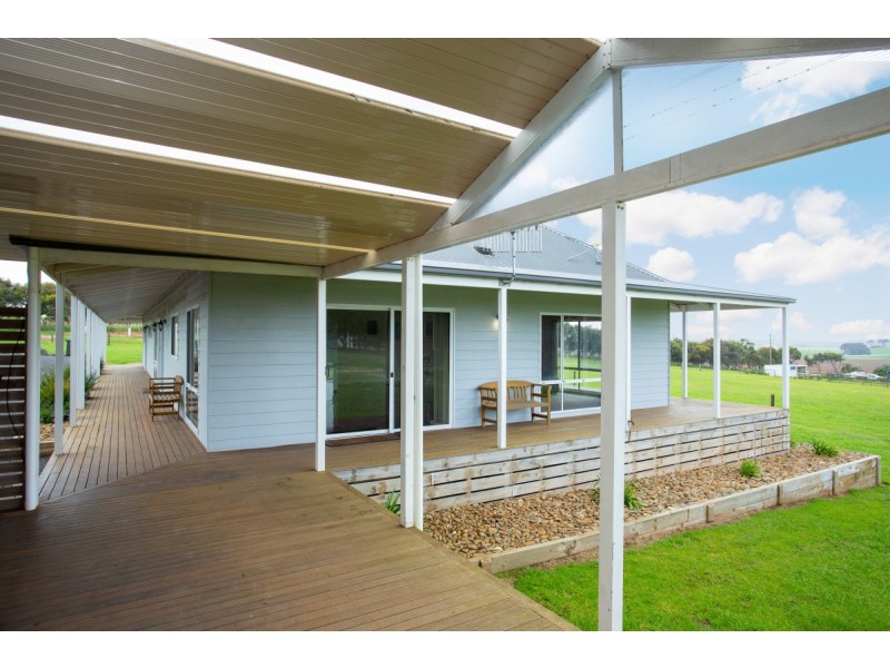 17 Fitzgibbons Lane, Illowa VIC 3282