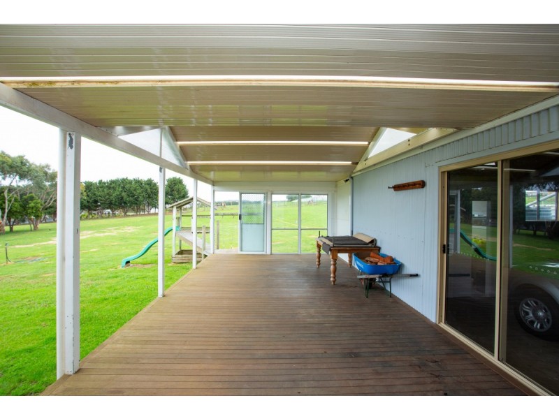 17 Fitzgibbons Lane, Illowa VIC 3282
