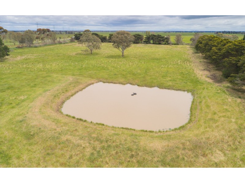 490 Hamilton Highway, Mortlake VIC 3272