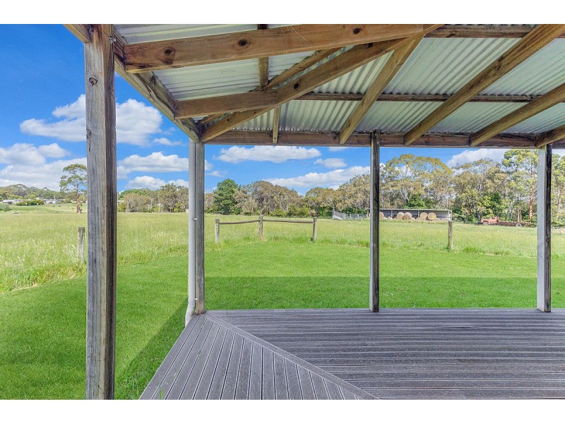 15 Heathmarsh Road, Panmure VIC 3265