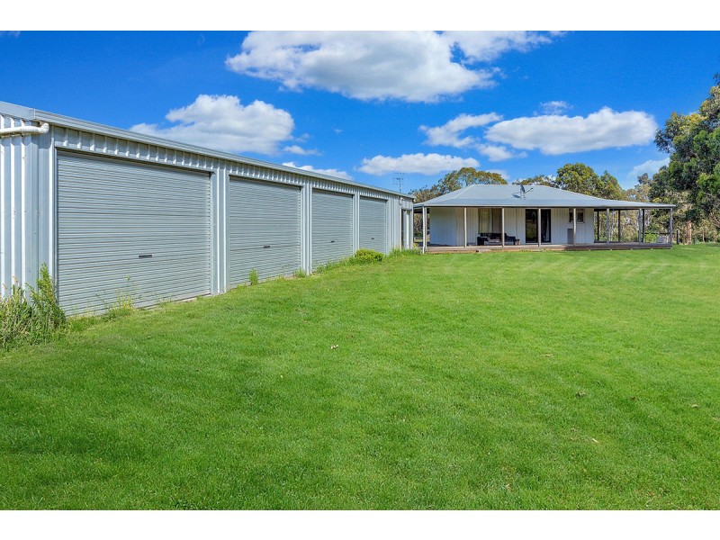 15 Heathmarsh Road, Panmure VIC 3265