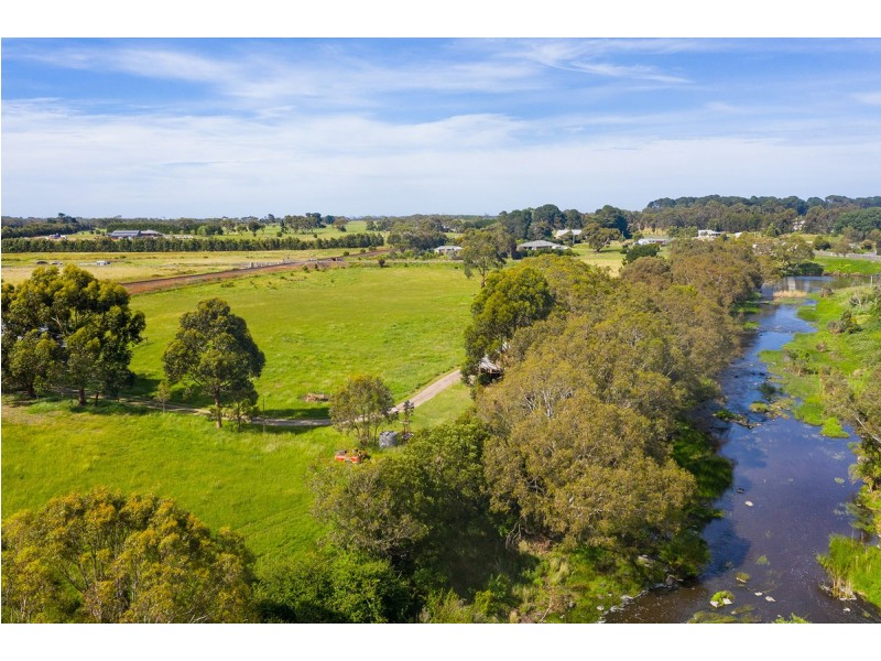 15 Heathmarsh Road, Panmure VIC 3265