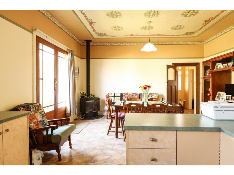 16 Shadforth Street, Terang VIC 3264