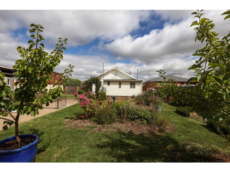 16 Shadforth Street, Terang VIC 3264