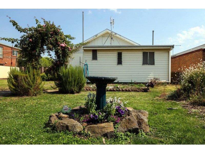 16 Shadforth Street, Terang VIC 3264
