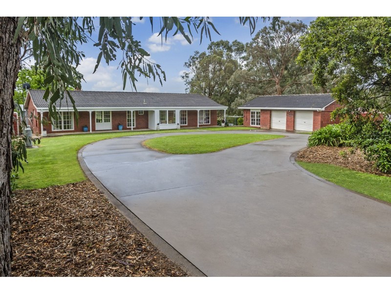 70 – 74 Bridge Road, Bushfield VIC 3281