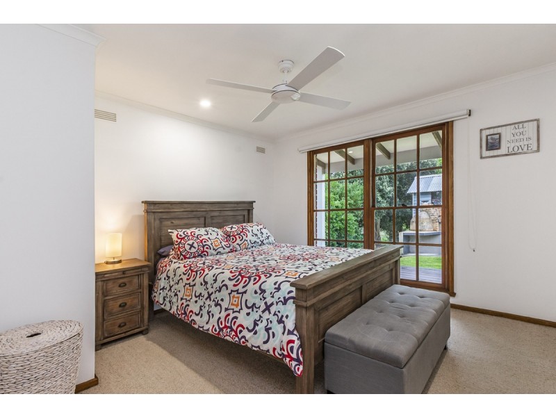 70 – 74 Bridge Road, Bushfield VIC 3281