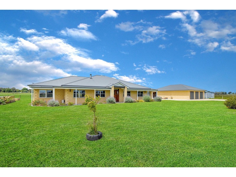 124 Noogee Road, Terang VIC 3264