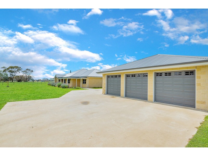 124 Noogee Road, Terang VIC 3264
