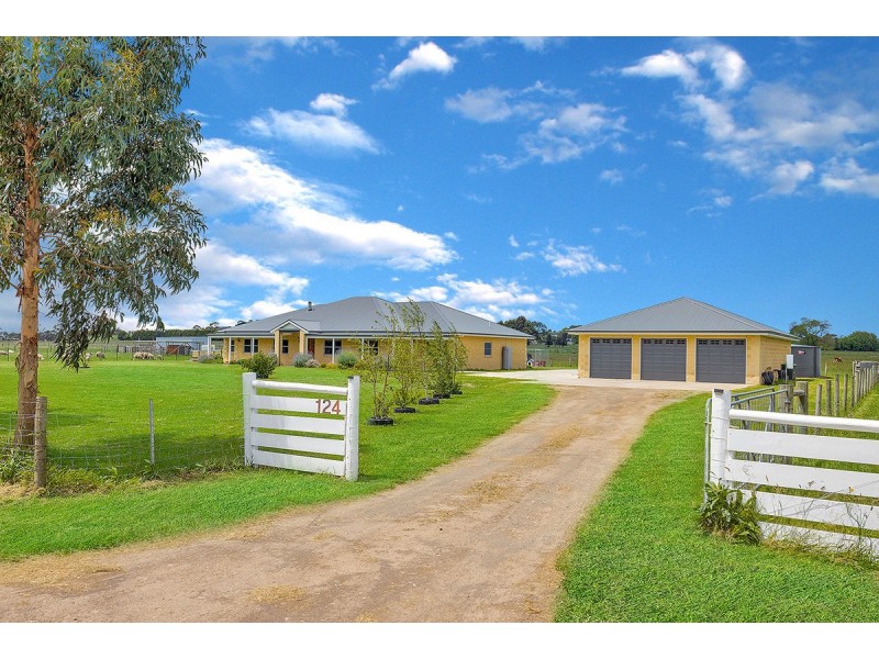 124 Noogee Road, Terang VIC 3264