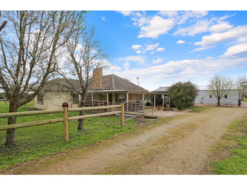 1580 Cobden-Warrnambool Road, Ecklin South VIC 3265