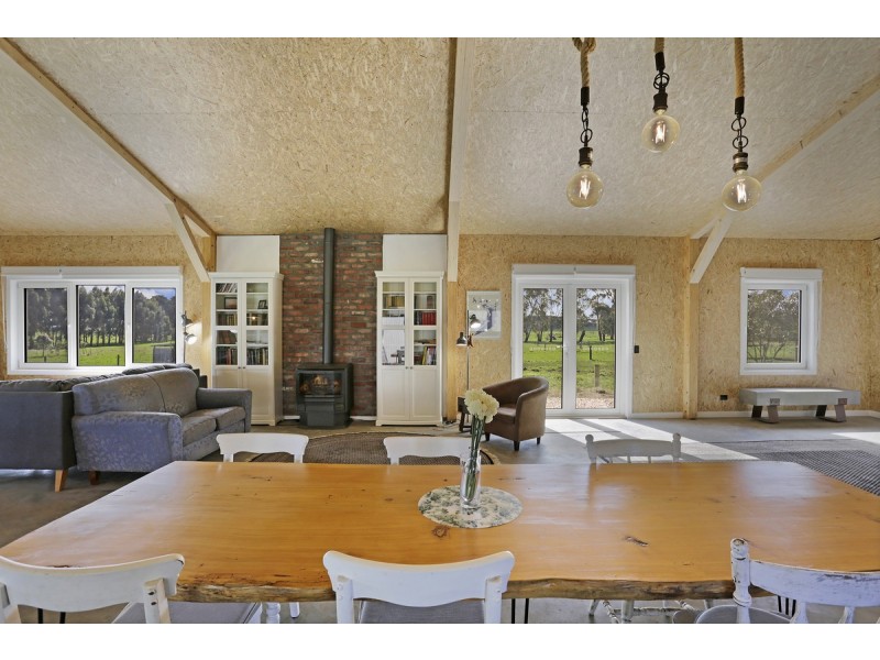 1580 Cobden-Warrnambool Road, Ecklin South VIC 3265