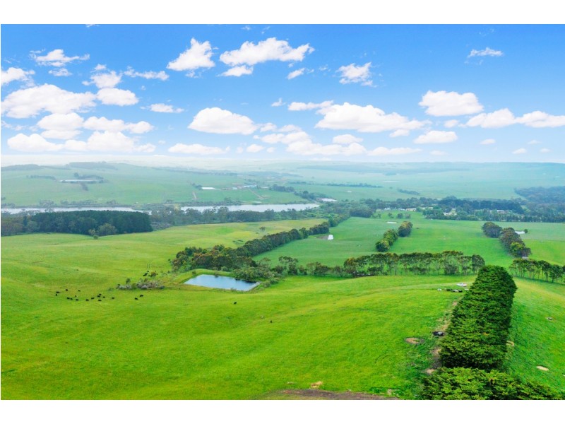 1 & 3 Bornong Road, Cooriemungle VIC 3268