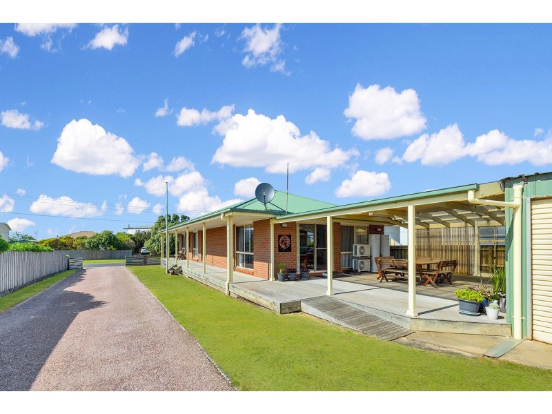 26 Merrett Street, Peterborough VIC 3270