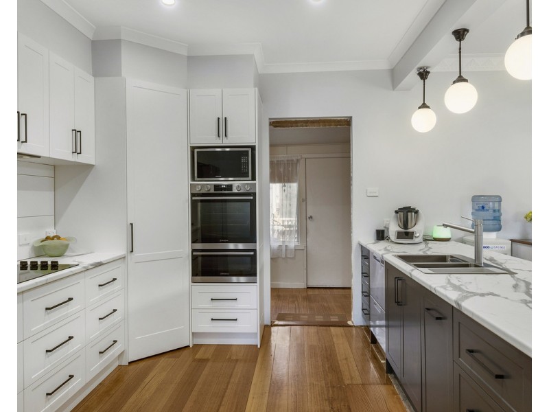 16 Mackinnons Bridge, Noorat VIC 3265