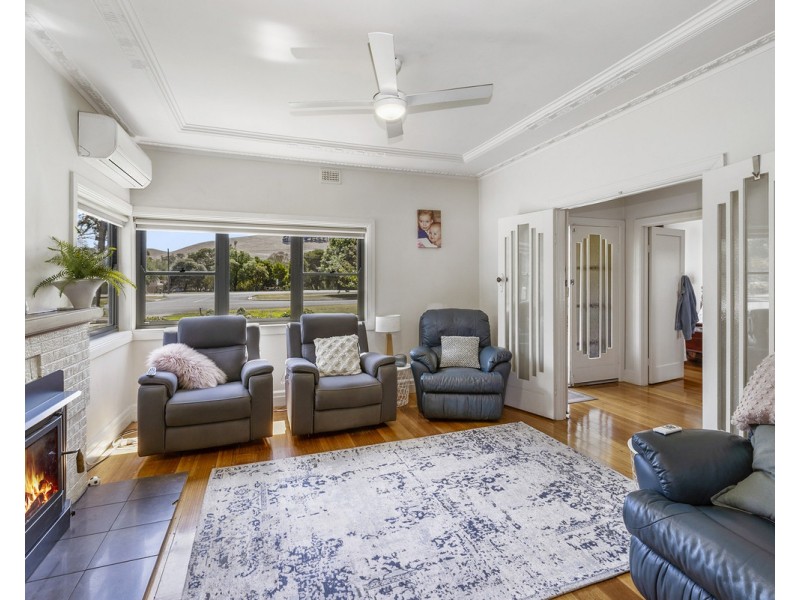 16 Mackinnons Bridge, Noorat VIC 3265