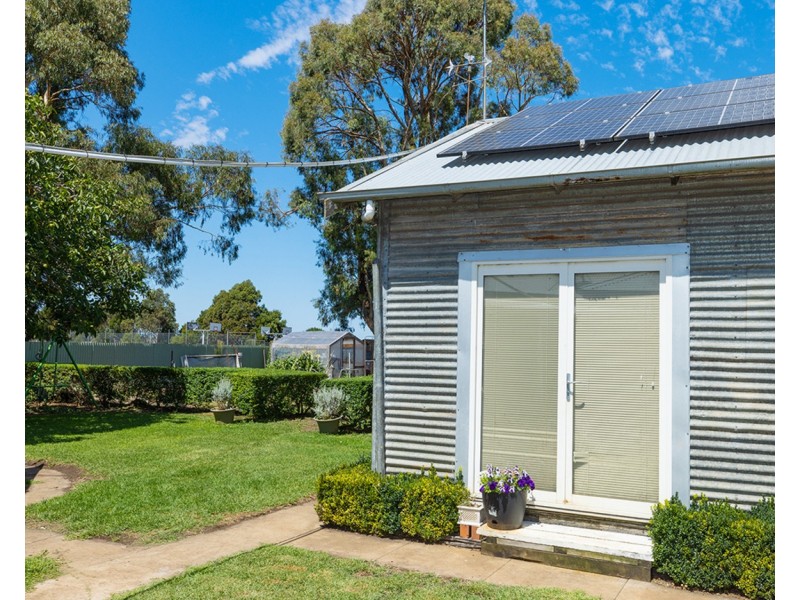 16 Mackinnons Bridge, Noorat VIC 3265