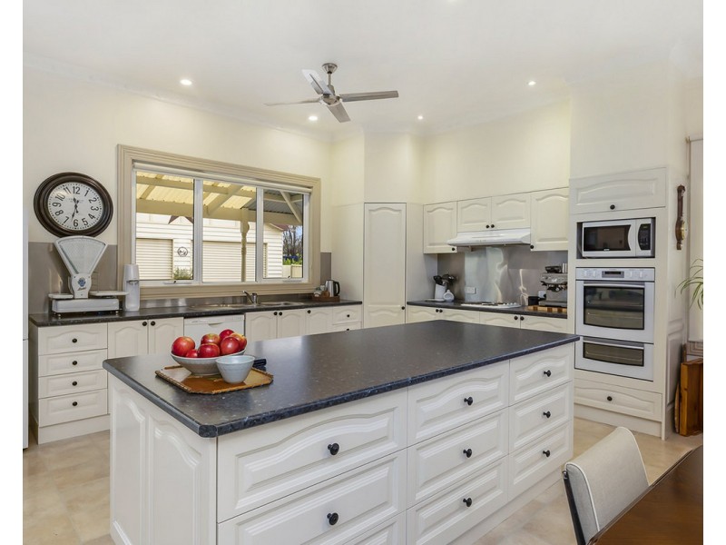 21 Seymour Street, Terang VIC 3264