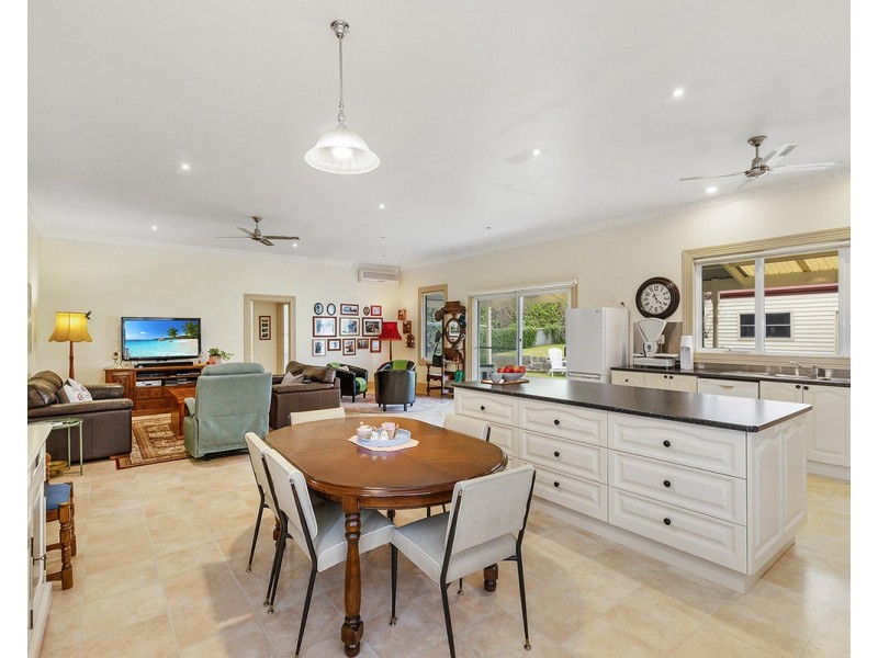 21 Seymour Street, Terang VIC 3264