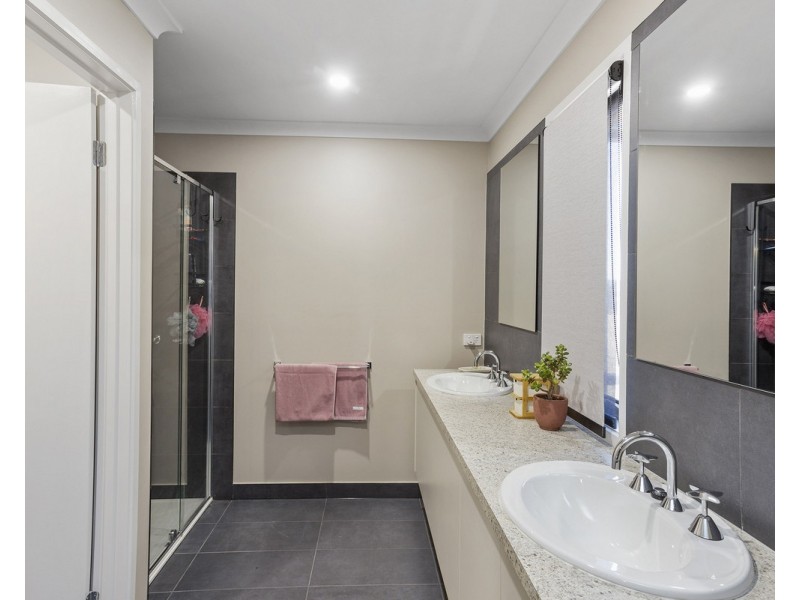 59 Waters Lane, Mortlake VIC 3272