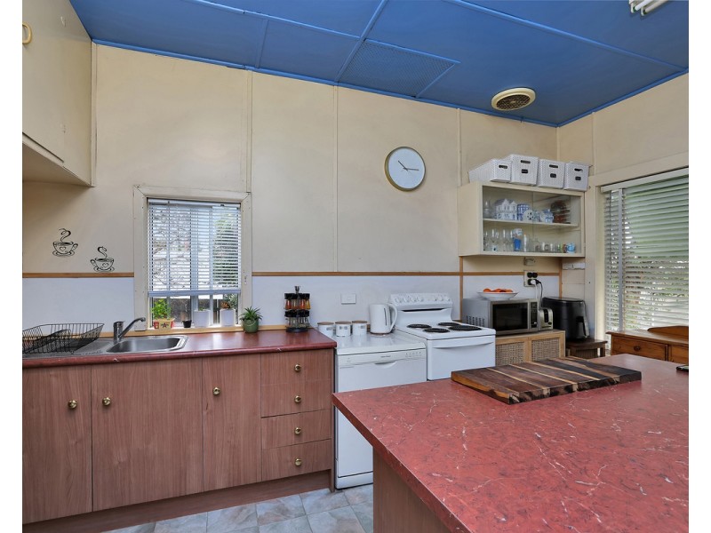 53 Silvester Street, Cobden VIC 3266