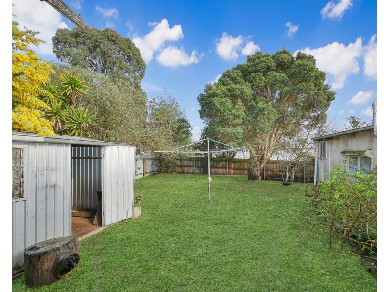 53 Silvester Street, Cobden VIC 3266